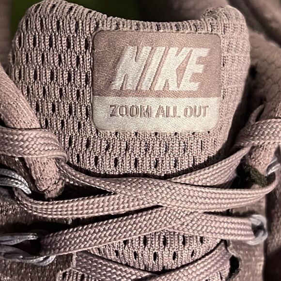 🔥🔥Womens NIKE ZOOM ALL OUT LOW Running Trainers - Sz 8 - Great Condition 🔥🔥 - Picture 6 of 11